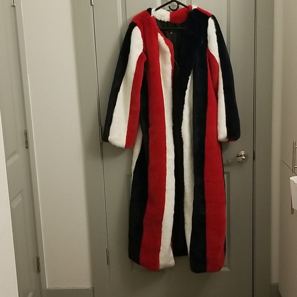 Celebrity fashion Fur Coat - Cruella Deville